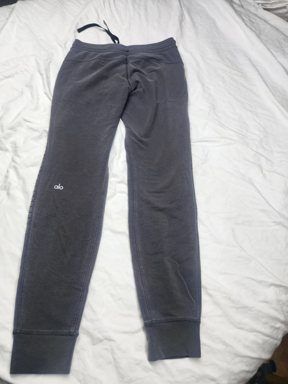 ALO Yoga Charcoal Ribbed Knee Joggers